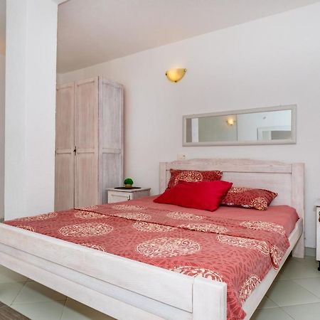 Apartmani Lira Sutomore Zewnętrze zdjęcie