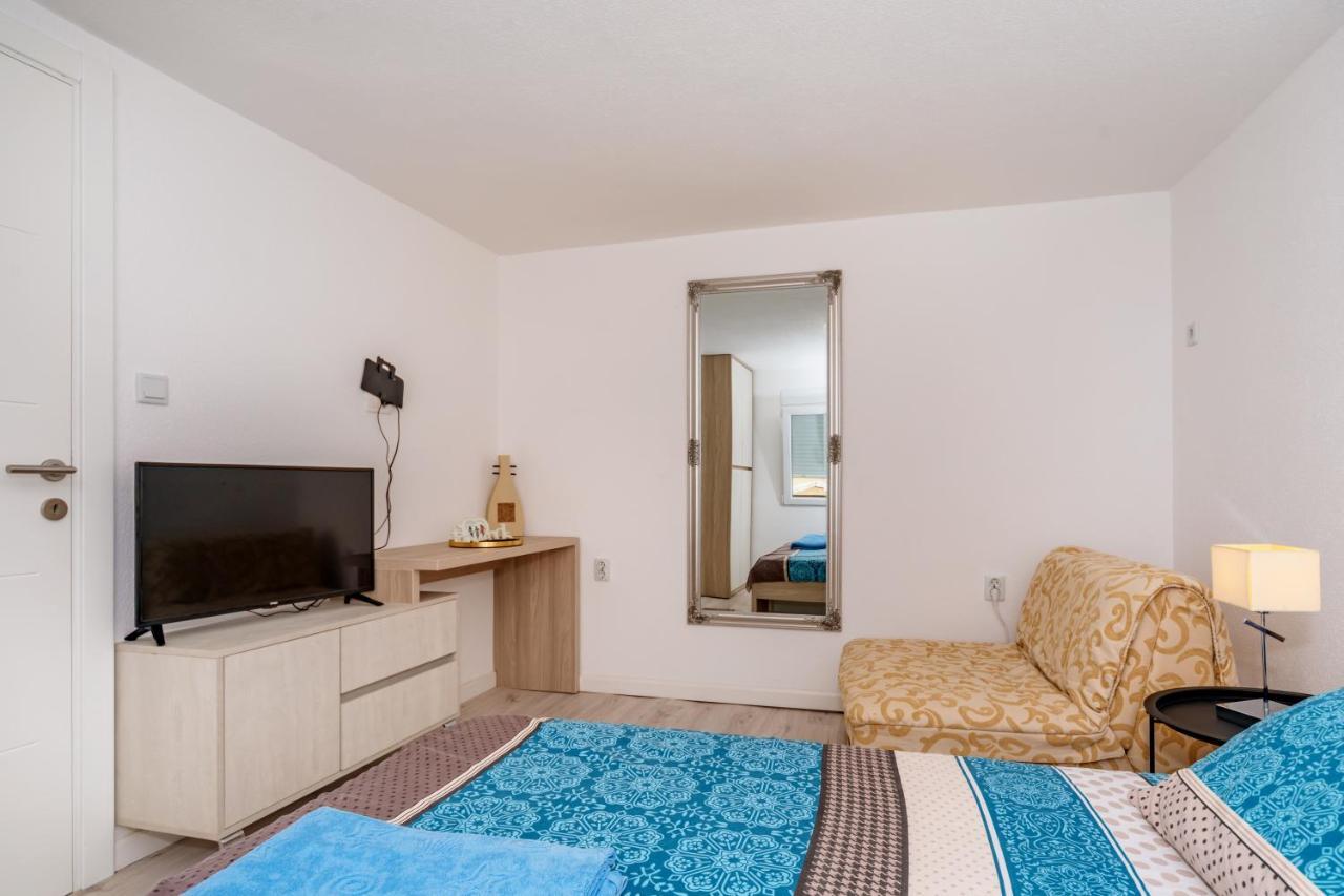 Apartmani Lira Sutomore Zewnętrze zdjęcie