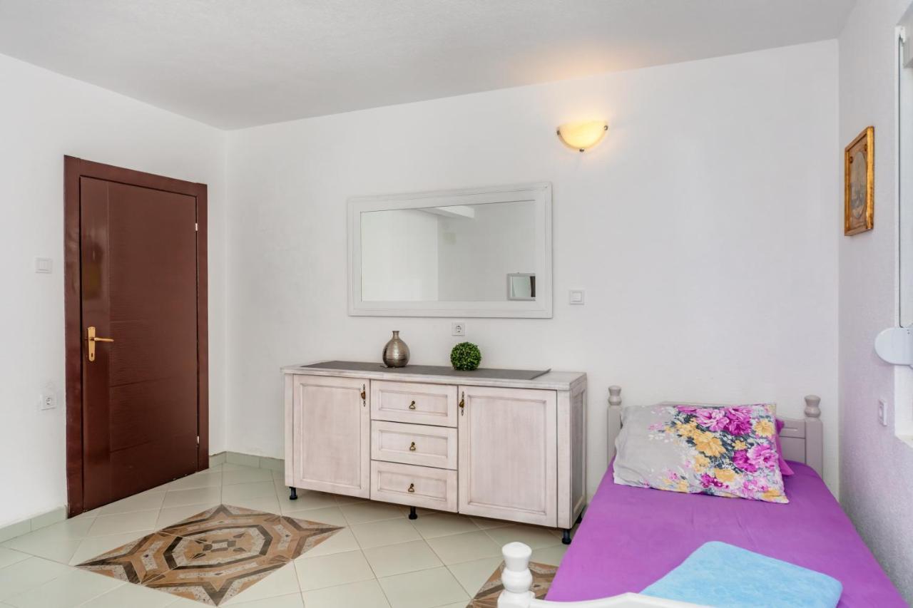 Apartmani Lira Sutomore Zewnętrze zdjęcie